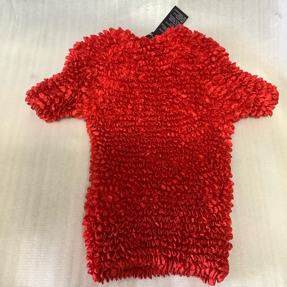 Vibrant Red Textured Top Expands Stretch Size T Shirt